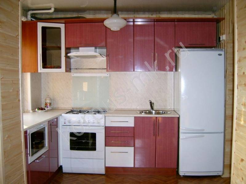 угловая кухня в Кургане
