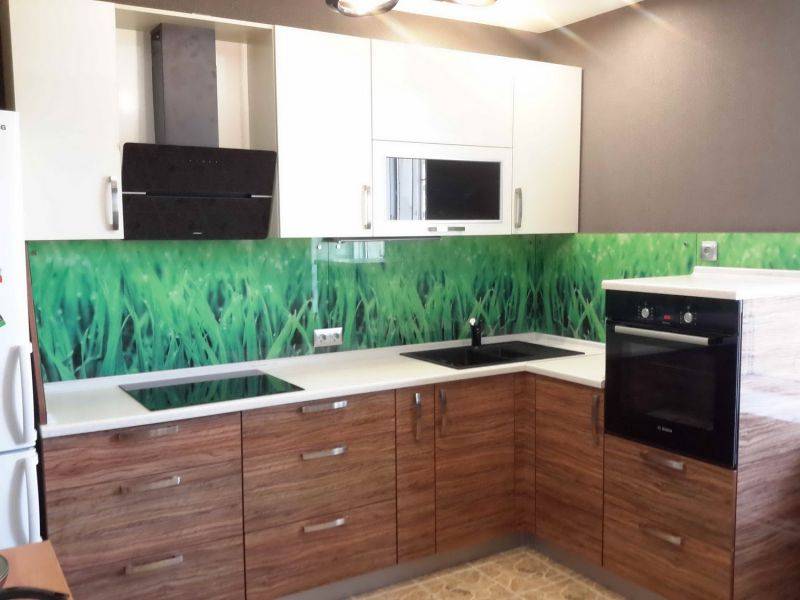 угловая кухня современная в Кургане