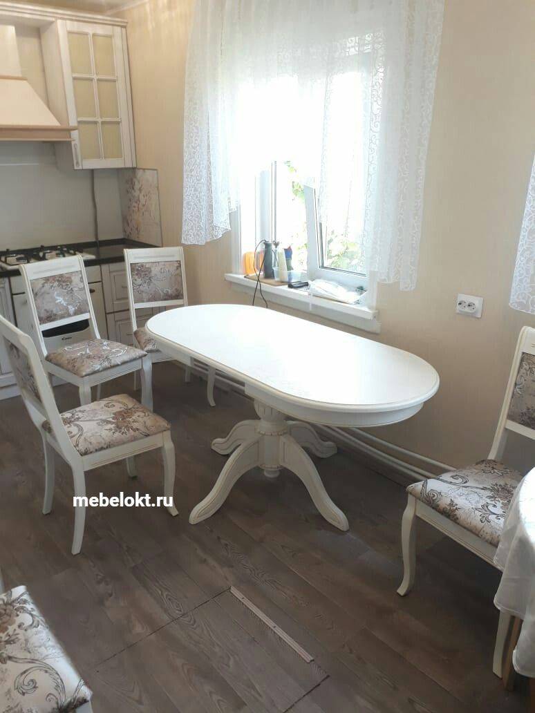 стол из массива в Кургане