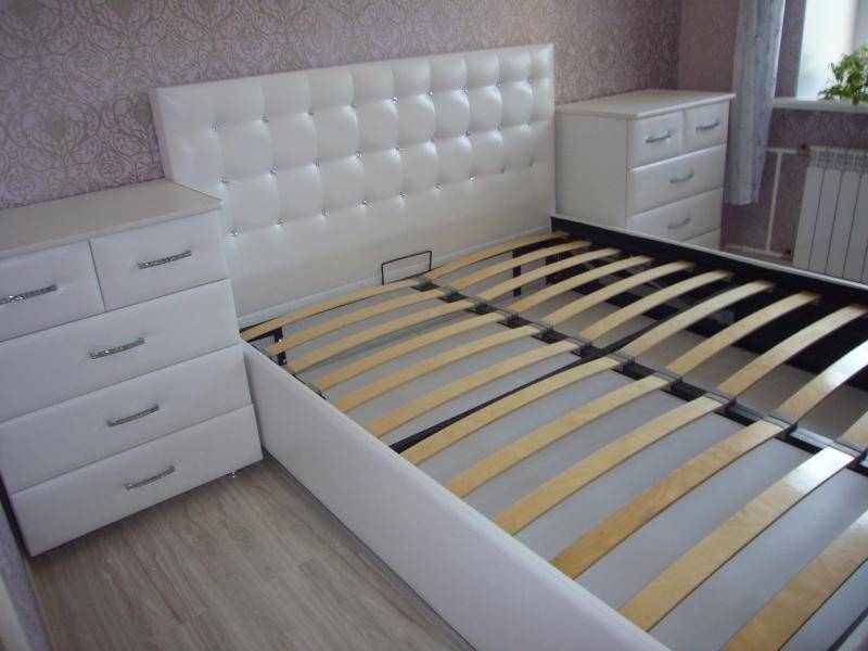 кровать маркиза в Кургане
