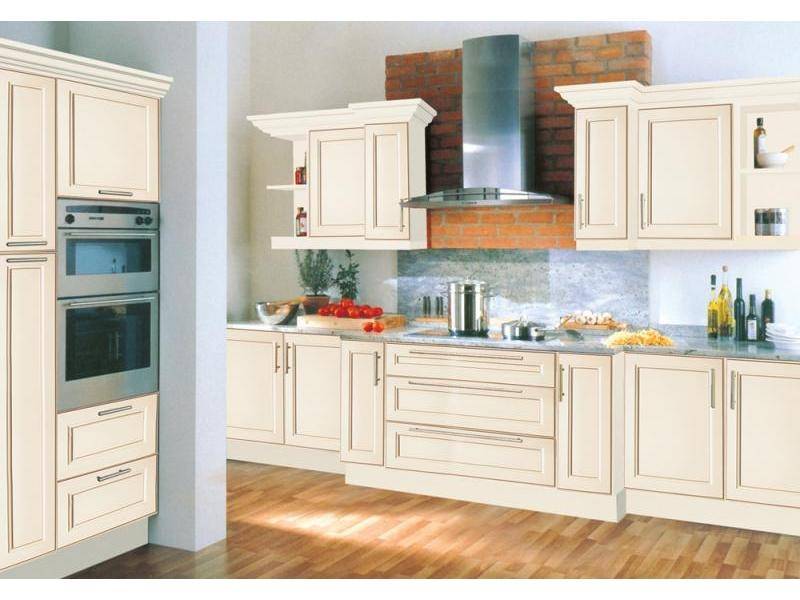 светлая кухня аттико в Кургане