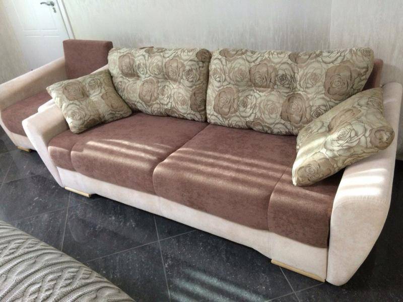 мягкий тканевый диван в Кургане