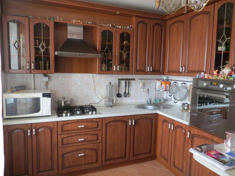 угловая кухня в Кургане
