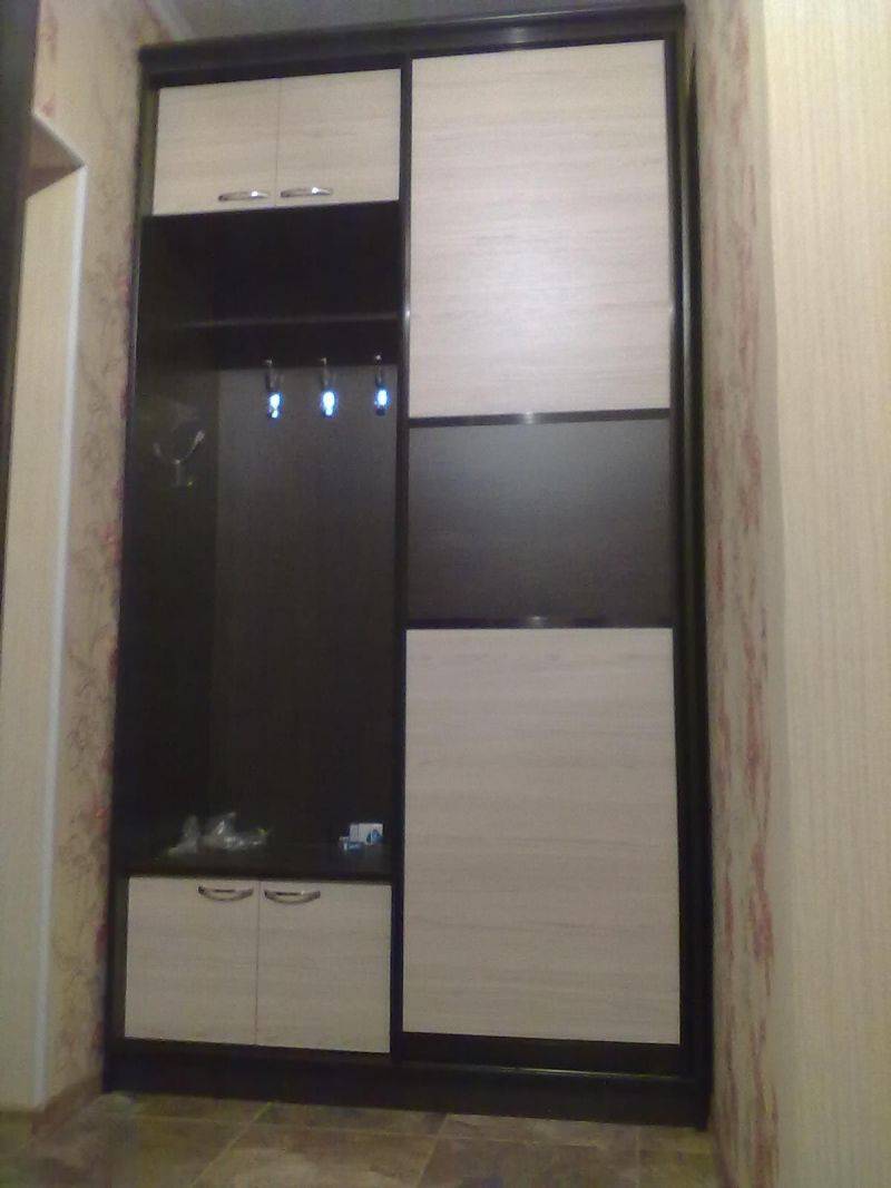 маленькая прихожая в Кургане