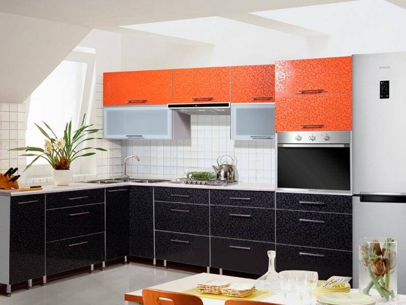 большая кухня с угловой раковиной metrio д 4.1 в Кургане