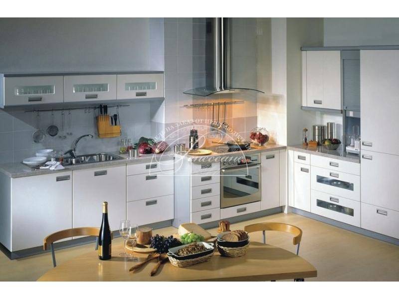 современная кухня 1 в Кургане