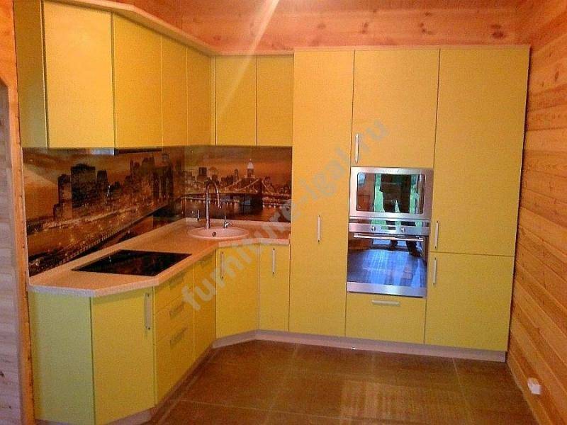 угловая желтая кухня в Кургане