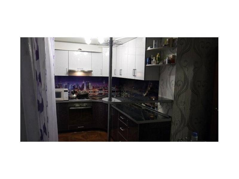 угловая кухня в Кургане