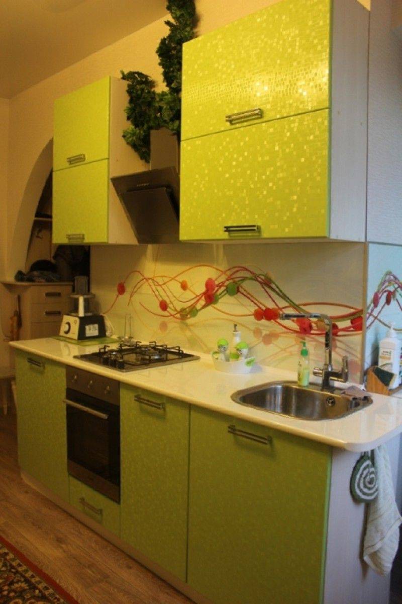 яркая кухня мдф в Кургане