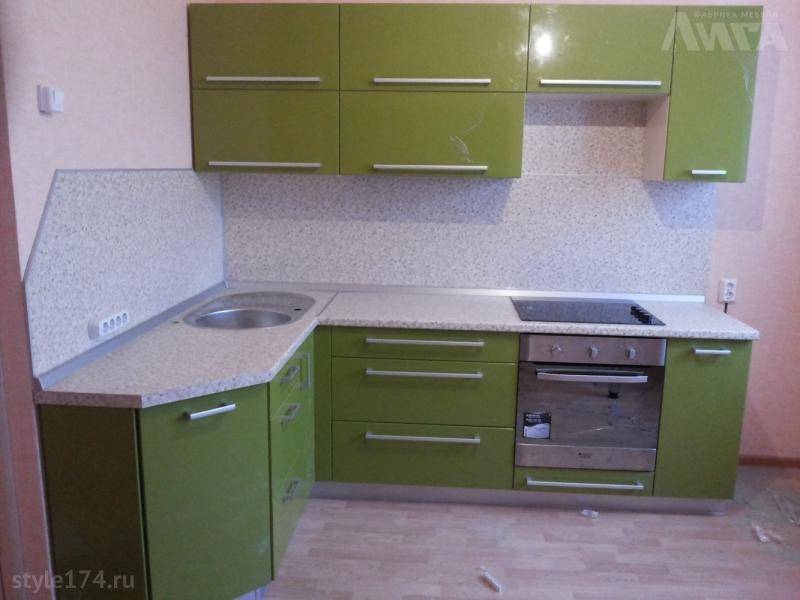 кухонный гарнитур угловой в Кургане