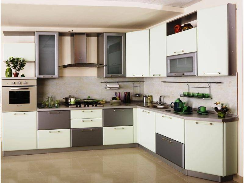 светлая угловая кухня мдф в Кургане