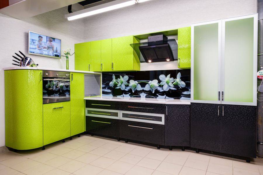 стильная современная кухня в Кургане