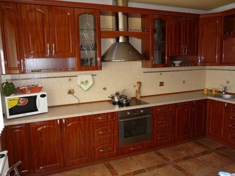 угловая кухня в Кургане