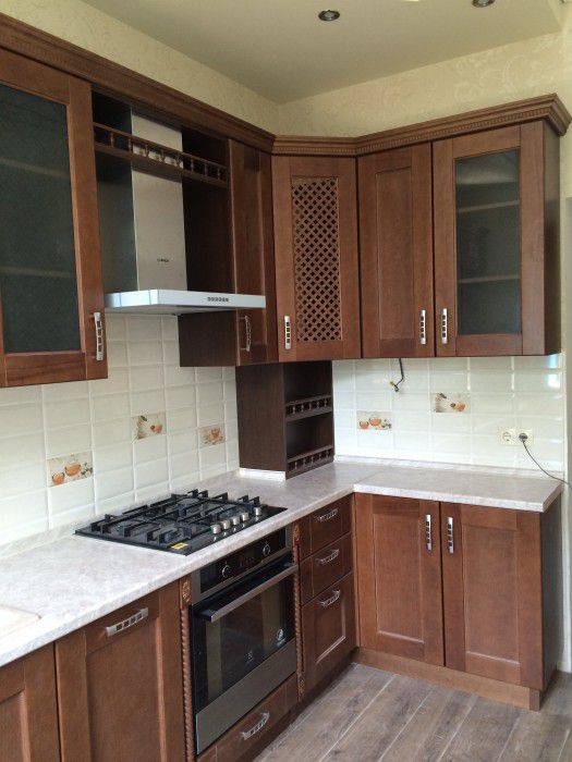 угловая кухня гварнери в Кургане