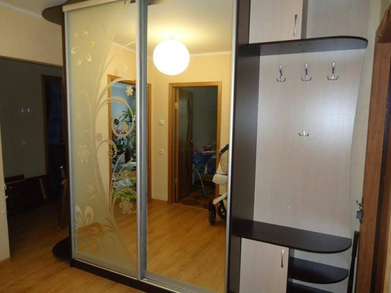 шкаф в прихожую в Кургане