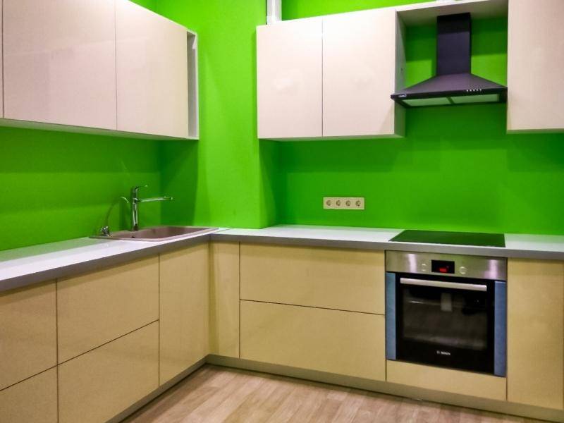 угловая кухня в Кургане