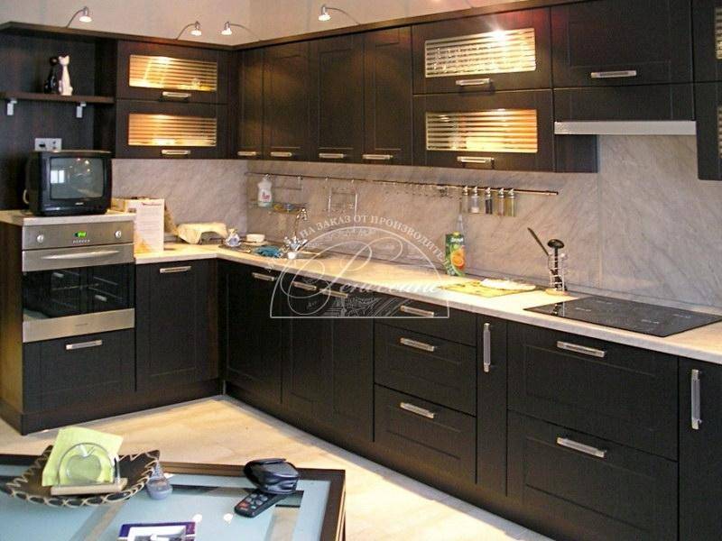 большая кухня 2 в Кургане