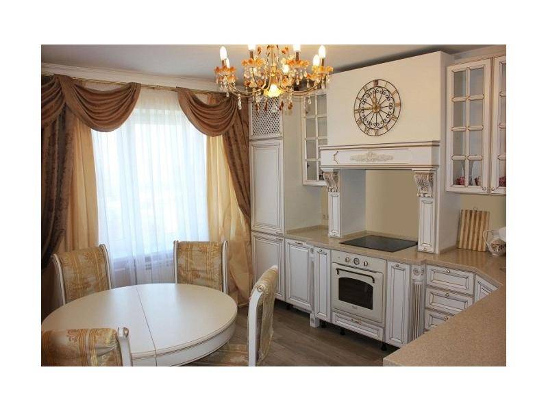 кухня из массива людовик в Кургане