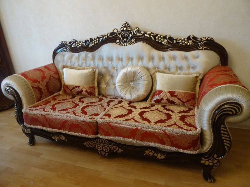 диван холл корона в Кургане