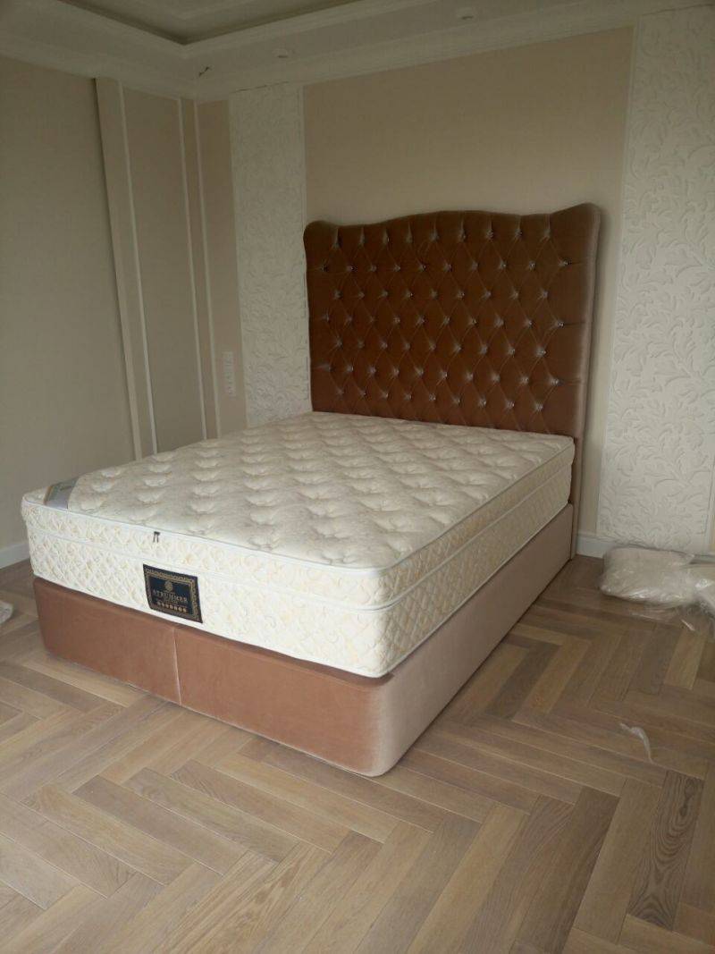 кровать с мягким изголовьем в Кургане