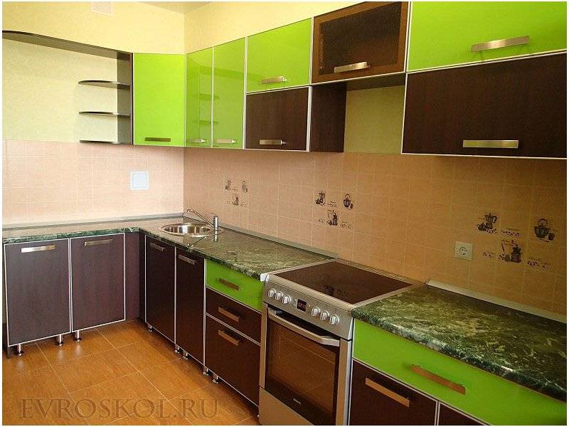 угловая кухня в Кургане