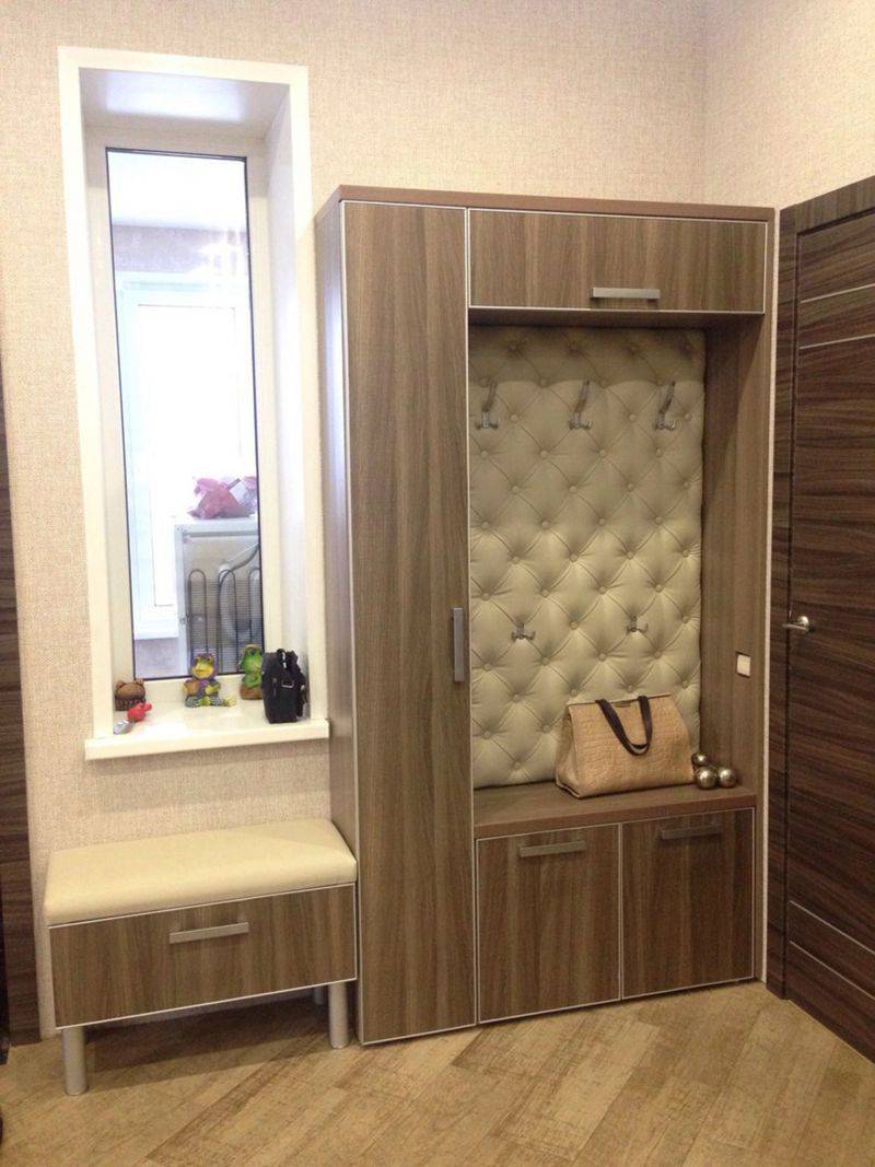 небольшая прихожая в Кургане