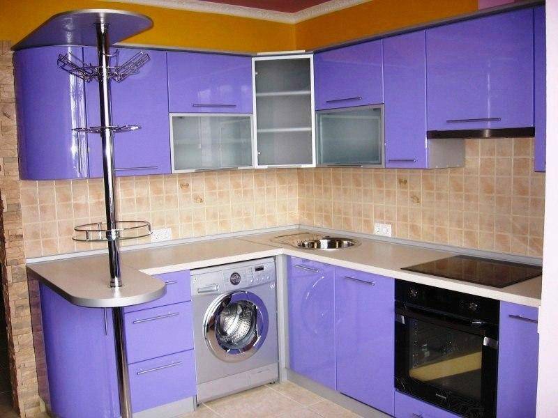 угловая фиолетовая кухня в Кургане