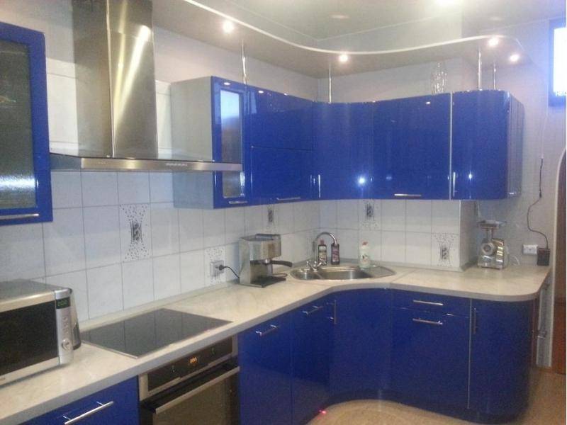 синяя кухня в Кургане