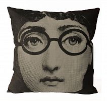 подушка с портретом лины пьеро форназетти glasses в Кургане