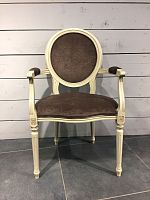 кресло с овальной спинкой «медальон», фасад слоновая кость антик, ткань velvet lux 53 в Кургане